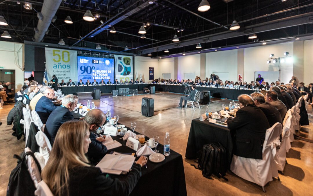 Institucional |  El rector César Salcedo participó del 90° Plenario  de Rectoras y Rectores