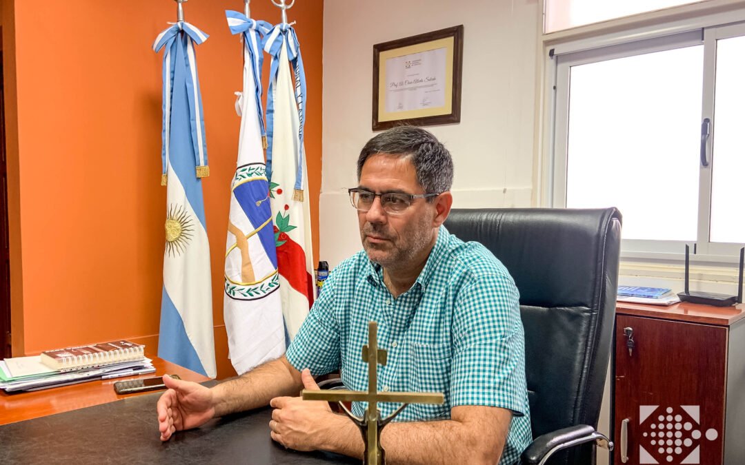 Gestión | «El país sale adelante con más y mejor educación pública»