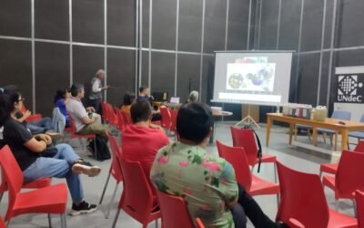 La UNdeC y la UNLP realizarón conversatorio sobre biotecnologías sostenibles y producción agroecológica