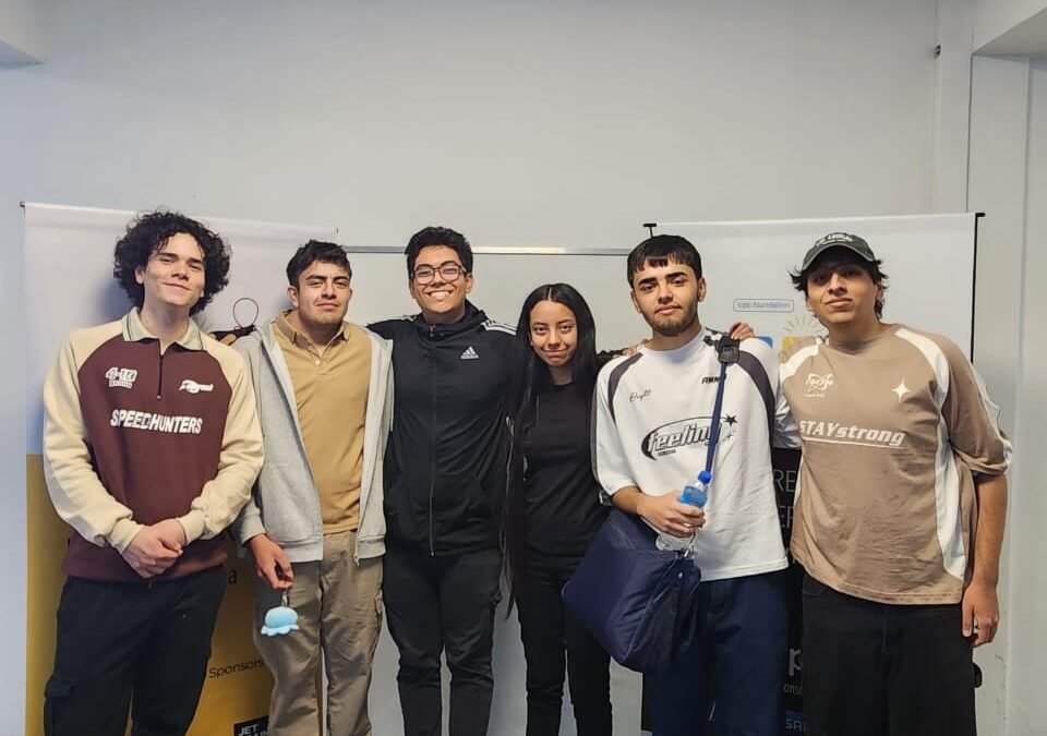 Estudiantes de la UNdeC participaron en la instancia Regional del Torneo Argentino de Programación 2025