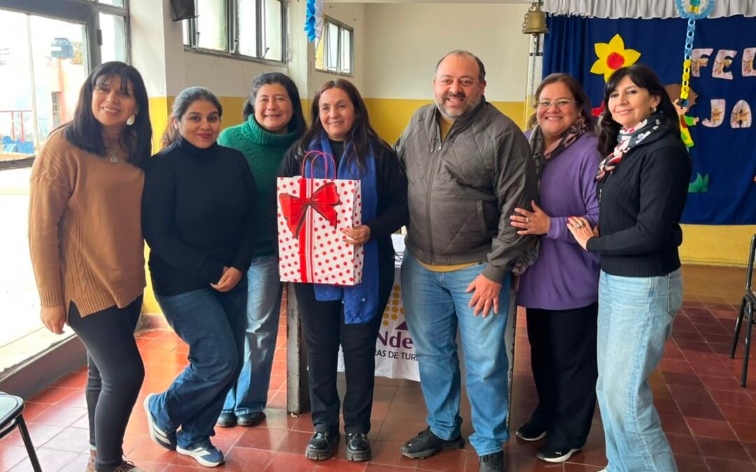 El inglés como herramienta para fortalecer el turismo local en Alto Jagüe