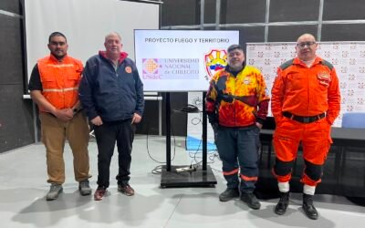 EXTENSIÓN| «Diálogos para la Prevención»: Universidad y Bomberos unidos en la concientización sobre Incendios Forestales